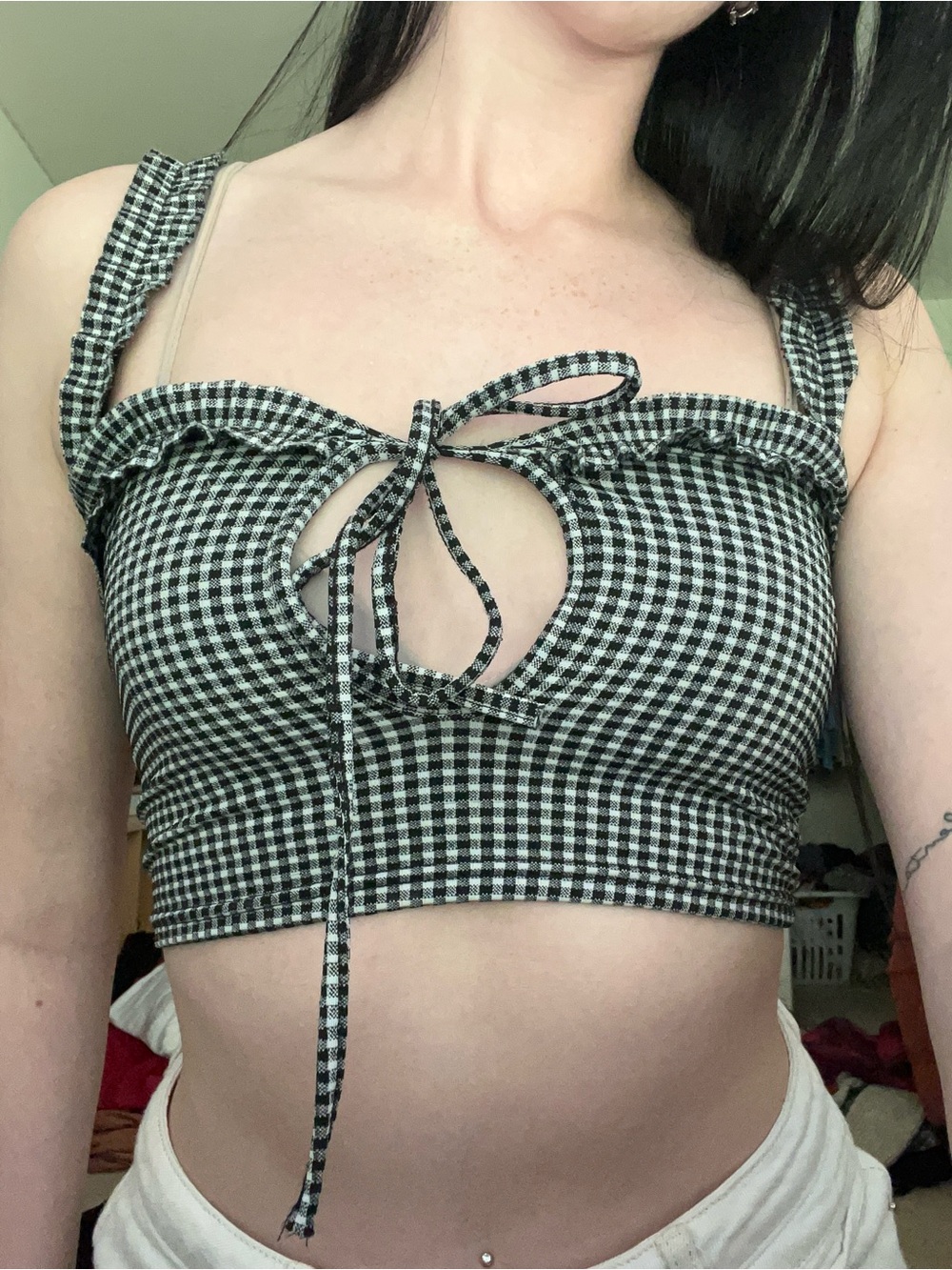 PrettyLittleThing Black & White Gingham Tie-Front Crop Top